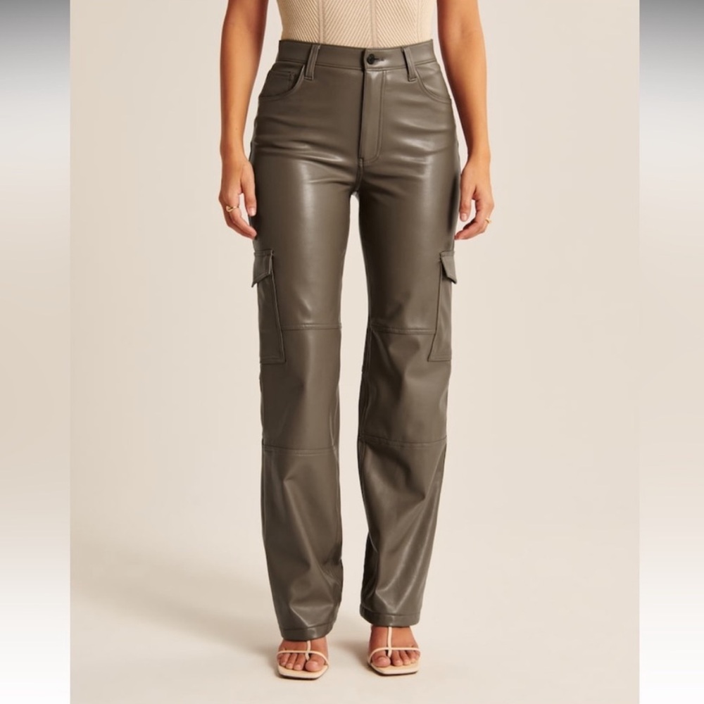 Abercrombie & fitch the 90s relaxed jean high rise vegan leather